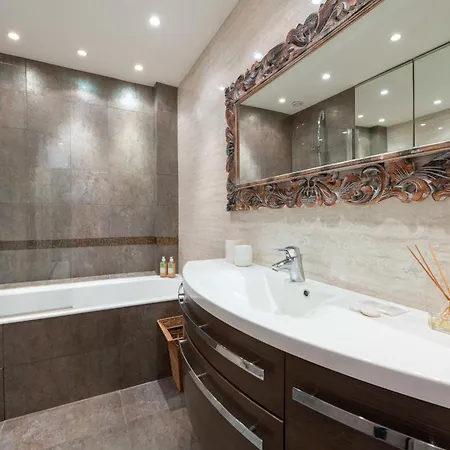 2-br Panoramic Views Floor * Cannes