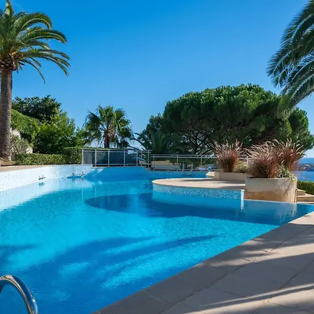 2-br Panoramic Views Floor *