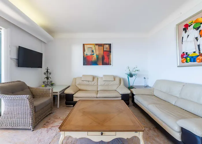 2-br Panoramic Views Floor Daire