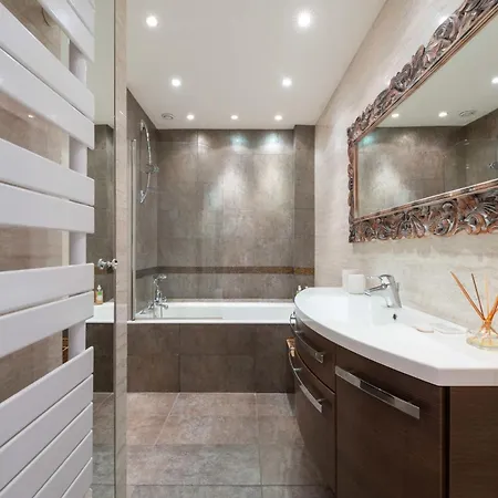 2-br Panoramic Views Floor * Cannes